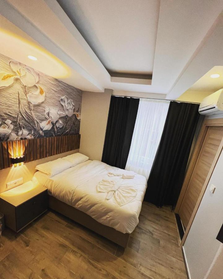 Mudem Boutique Hotel Istanbul Exterior photo